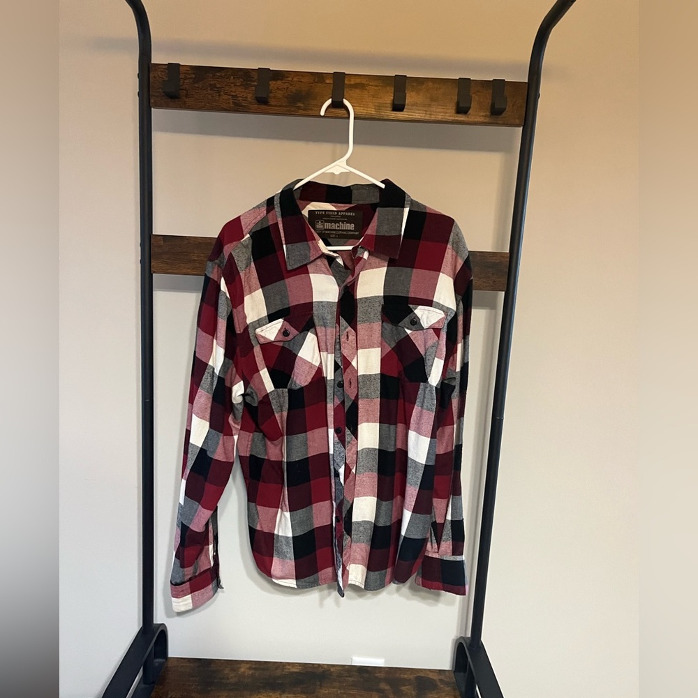 Large fitted flannel shirt